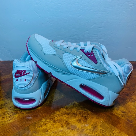 WMNS Nike Air Max Correlate - Picture 7 of 10